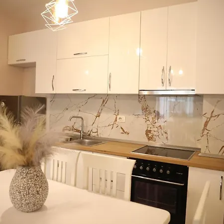 Apartment Amar *